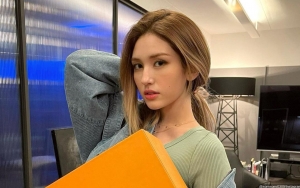 Jeon Somi Bahas Kedekatan dengan Sana TWICE