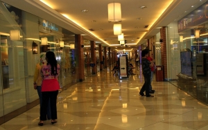 PPKM Level 4 Diperpanjang: Mal Boleh Buka, Makan di Tempat Tetap Maksimal 20 Menit