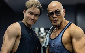 Deddy Corbuzier Bangga Putranya Dapat Sabuk Hitam Kickboxing, Minta Azka Lebih Disiksa