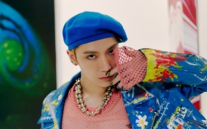 Ten WayV/NCT Jadi Sosok Seksi dan Bebas di MV Solo 'Paint Me Naked'