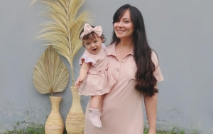 Imut Maksimal, Putri Asmirandah Tampil Beda Dengan Rambut Kuncir 2 dan Poni Gantung