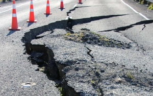 Gempa M 7 1 Guncang Sulut Bmkg Catat 8 Gempa Susulan