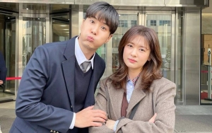 Jung So Min Akui Kim Ji Suk Lebih Dewasa Selama Syuting Bareng di 'Monthly Magazine Home'