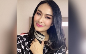 Wajah Asli Iis Dahlia Tanpa Makeup Jadi Bahan Gunjingan, Disebut Seram Hingga Mirip Laki-laki