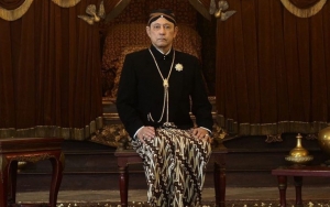 Pemakaman KGPAA Mangkunegara IX Hari Ini Dipadati Pelayat, Siapa Bakal Warisi Tahta Mendiang?