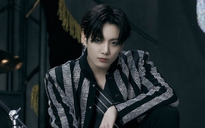 Aksi Jungkook Umbar Abs di Teaser DVD Konser BTS Bikin Speechless