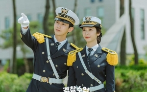 Siap Singkirkan Pesaing, Jinyoung B1A4 Terus Pepet Krystal di 'Police University'