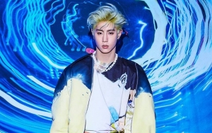 Kenakan Baju Serba Biru, Mark GOT7 Disorot Hadiri Premier Film Marvel 'Shang-Chi'