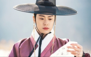 Gong Myung Ungkap Totalitas Perankan Sosok Pangeran, 'Red Sky' Bakal Beda dengan Novel?
