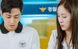 Keuwuan Semakin Terlihat, Krystal f(x) Bikin Jinyoung B1A4 Berdebar-Debar di 'Police University'