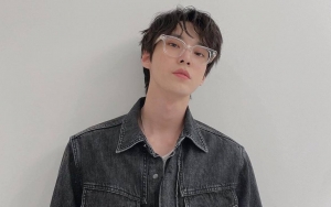 Selamat, Doyoung NCT Raih Penghargaan Aktor Terbaik Dari 'Seoul Web Fest 2021'