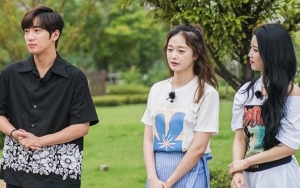 Jadi 'Korban Keganasan' Jeon So Min dan Mijoo, Lee Sang Yeob Cuma Bisa Pasrah di 'The Sixth Sense 2'