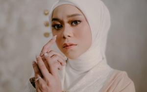 Siger Lesty Kejora Disebut Terlalu Turun Sampai Tutupi Alis, Sang MUA Beber Faktanya