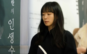 Jeon Do Yeon Tahan Amarah Pada Sosok Ini, Tim Produksi 'Lost' Bocorkan Hal Menarik