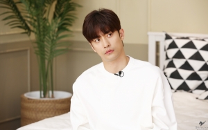 Perilaku Sung Hoon Yang Sering Kontak Fisik Dengan Cewek di Program TV Jadi Sorotan