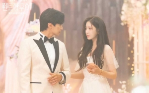 Tunangan, Ciuman Hot Park Eun Seok dan Lee Ji Ah di 'Penthouse 3' Banjir Komentar Kocak