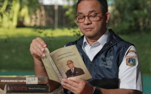 Anies Baswedan Banggakan Vaksinasi Jakarta Capai 105 Persen dan Singgung 'Tetangga' Baru 15 Persen
