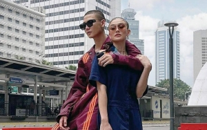 Agnez Mo Dicap Gagal Hingga Dibully Tatoan, Pacar Beda Agama Pasang Badan Disentil 'Benalu'