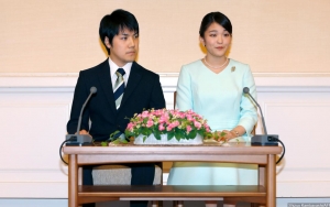 Siap Bertolak ke AS, Keponakan Kaisar Jepang Naruhito Nikahi Sang Pacar Tanpa Prosesi Upacara