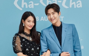 7 Potret Shin Min A Yang Dijuluki Dimple Couple Bareng Kim Seon Ho