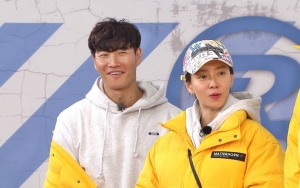 Song Ji Hyo dan Kim Jong Kook Bikin Geger Hampir Ciuman di 'Running Man'