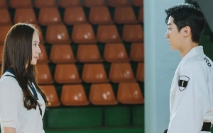 Krystal Ngaku Suka Jinyoung B1A4 di 'Police University', Fans Teriak Kegirangan