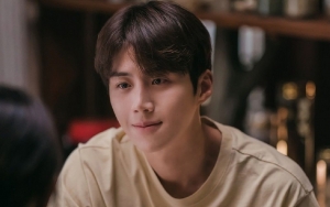 Cara Kim Seon Ho Tangkap Pelaku Pelecehan Seksual di 'Hometown Cha-Cha-Cha' Buat Netizen Terpikat
