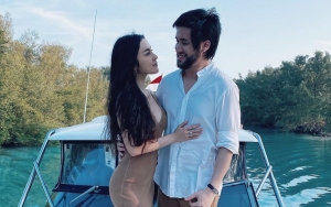 Kevin Aprilio Pergoki Sang Istri  Berbalas DM Dengan Pria Lain: Deg-Degan Takut Vicy Khilaf