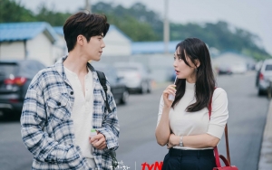 Shin Min A dan Kim Seon Ho Akui Bak Ketemu Tetangga Saat Bintangi 'Hometown Cha-Cha-Cha'