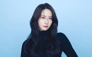 Yoona SNSD Pamer Kecantikan Luar Biasa Karakter Perawat Yang Ia Mainkan di 'Big Mouth'