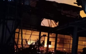 Keluarga Korban Lapas Tangerang Pertanyakan Pintu Sel Tidak Dibuka Saat Kebakaran