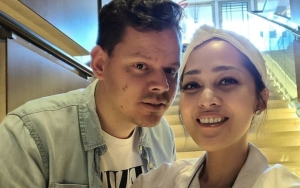 Kecupan Manis Gracia Indri Saat Si Pujaan Hati Ultah, Panggilan Ini Isyaratkan Sudah Resmi Nikah?