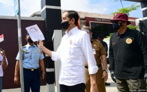 Jokowi Sebut COVID-19 Tak Bakal Hilang dan Jadi Endemi, Ungkap Strategi untuk 'Berdamai'