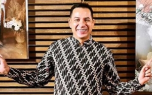 Ari Wibowo Pamer Naik Taksi Terbang EHang 216: Kamu Berani Ngga?