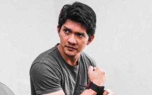Jago Silat Sejak Usia 10 Tahun, Iko Uwais Kenang Momen Dikeroyok Satu Kelas Saat SMA