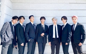 BTS Reuni dengan Presiden Korsel Moon Jae In di Gedung Biru, Dapat Hadiah Spesial