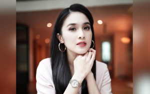 Sandra Dewi Dijuluki Vampir di Dunia Nyata Saat Pamer Foto Jadul 13 Tahun Lalu 
