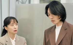 Jeon Do Yeon Baca Surat Wasiat Bareng Ryu Jun Yeol di Motel Dalam 'Lost'