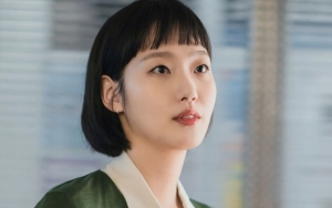 Kelewat Imut, Tingkah Manis Kim Go Eun di Lokasi Syuting 'Yumi's Cells' Jadi Perbincangan