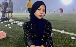 Cimoy Montok Joget-Joget Pakai Hijab Lagi Usai Sempat Dilepas, Ramai Picu Perdebatan