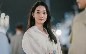 Super Mahal, Ini Harga Outfit Shin Min A Saat Mencuci Selimut di 'Hometown Cha-Cha-Cha'