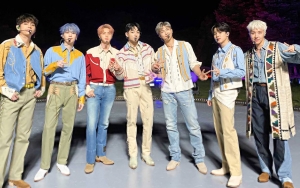 Koneksi Internet Tak Lancar, BTS Mendadak Jadi Pejuang Sinyal Saat di New York