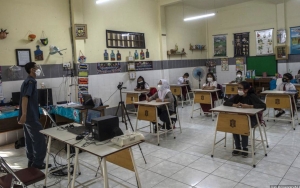 Komisi X DPR Sebut Munculnya Klaster COVID-19 Pada Sekolah Jadi Bahan Evaluasi, Bukan Tunda PTM