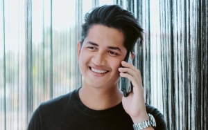 Zikri Daulay Unggah Foto Jadi Groomsmen di Lamaran Ria Ricis, Sosok Ini Justru Dipertanyakan