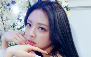 8 Potret Stunning Yuna ITZY, Hempas Kontroversi Outfit Terlalu Seksi