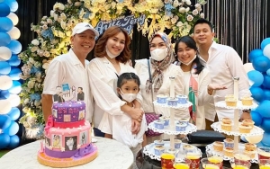 Ayu Ting Ting Ketemu WO, Celetukan Ibunda Ungkit Rencana Menikah?