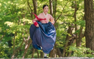 Lee Se Young dan Sekilas Kehidupan Dayang Istana, Teaser 'Red Sleeve' Isyaratkan   Kesedihan?