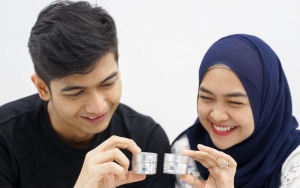 Jadi Sorotan, Perlakuan Manis Teuku Ryan ke Adik Cantik Saat Bareng Ria Ricis Bikin Baper