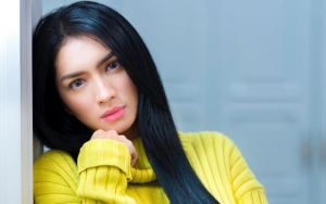  Tak Tahu Negara Konoha, Angel Karamoy Cari Di Google Endingnya Malah Bikin Ngakak