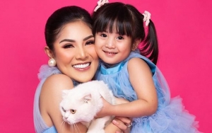 'Sultan Cilik', Putri Nindy Ayunda Dapat Hadiah Ponsel Mahal Jelang Hari Ulang Tahunnya